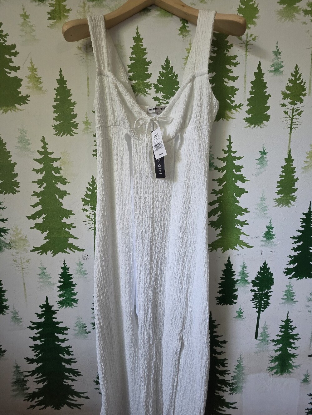 Madden Girl White Textured Sleeveless Maxi Dress